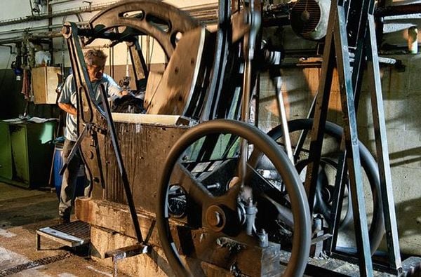Produktbild: Das große kleine Buch: Von der Wolle zum Loden