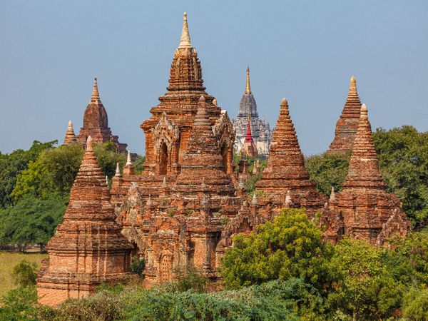 Produktbild: CALVENDO Puzzle Die Pagoden und Stupas | 1000 Teile Lege-Gr&ouml;&szlig;e 64x48cm Foto-Puzzle f&uuml;r gl&uuml;ckliche Stunden
