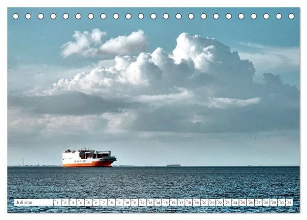 Produktbild: Am Elbdeich - Von Schiffen und Schafen (Tischkalender 2026 DIN A5 quer), CALVENDO Monatskalender
