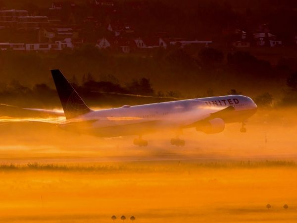 Produktbild: United Airlines Boeing 767-400 Z&uuml;rich, Switzerland (Puzzle)