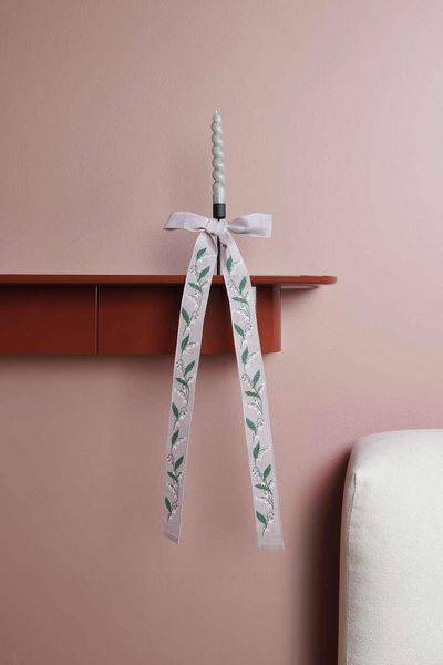 Produktbild: Stickpackung Gez&auml;hlter Kreuzstich, Schleife Maigl&ouml;ckchen, 4x166cm