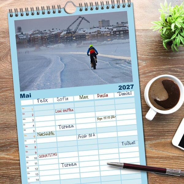 Produktbild: Familienplaner 2027 - Lulea - Wintertraum in Schwedisch Lappland mit 5 Spalten (Wandkalender, 21 x 45 cm) CALVENDO