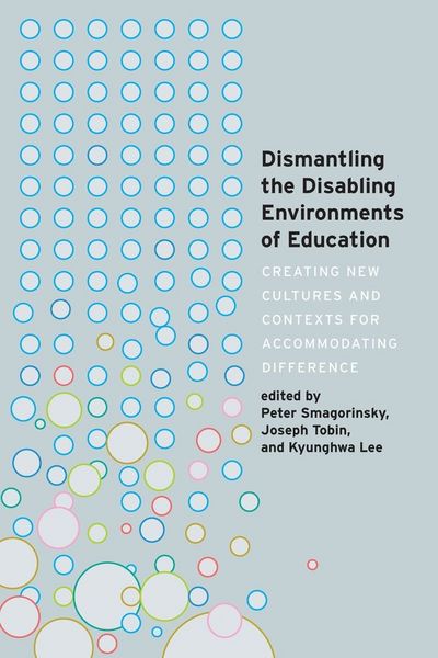 Produktbild: Dismantling the Disabling Environments of Education