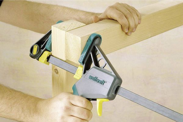 Produktbild: Wolfcraft 3030000 Einhandzwinge Spann-Weite (max.):150 mm Ausladungs-Ma&szlig;e:100 mm