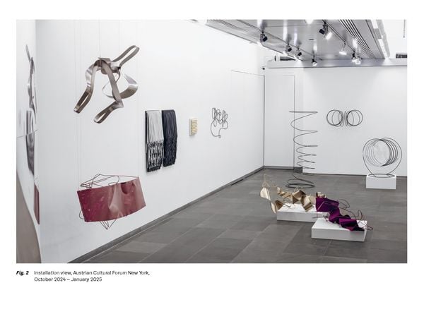Produktbild: Across Time. Form and Space.
