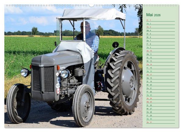 Produktbild: Oldtimer-Trecker on Tour (hochwertiger Premium Wandkalender 2026 DIN A2 quer), Kunstdruck in Hochglanz