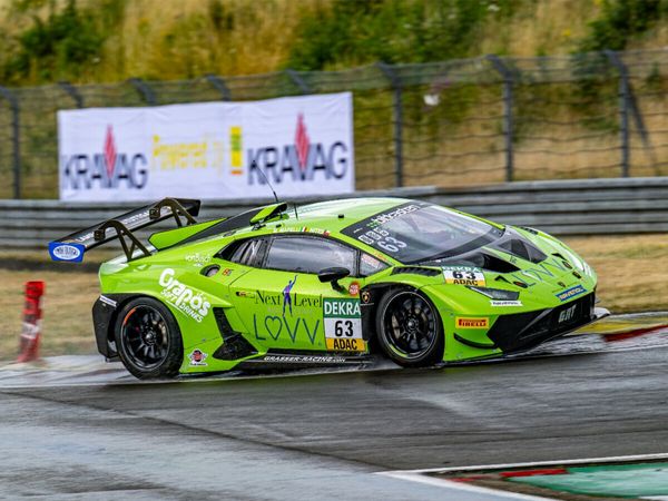 Produktbild: CALVENDO Puzzle Lamborghini Hurac&aacute;n GT3 Evo2, GRT Grasser-Racing-Team | 1000 Teile Lege-Gr&ouml;&szlig;e 64x48cm Foto-Puzzle f&uuml;r gl&uuml;ckliche Stunden