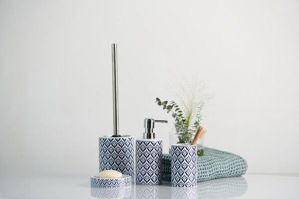 Produktbild: WC-Garnitur Mod. Lorca Keramik, mit mediterranem Muster