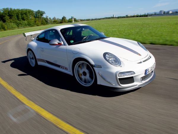 Produktbild: CALVENDO Puzzle Ein Motiv aus dem Kalender Porsche GT3RS 4,0 | 1000 Teile Lege-Gr&ouml;&szlig;e 64x48cm Foto-Puzzle f&uuml;r gl&uuml;ckliche Stunden
