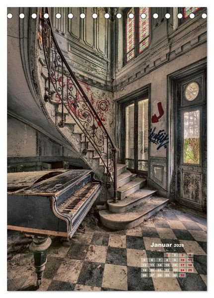 Produktbild: Lost Places - morbide Sch&ouml;nheiten (Tischkalender 2026 DIN A5 hoch), CALVENDO Monatskalender