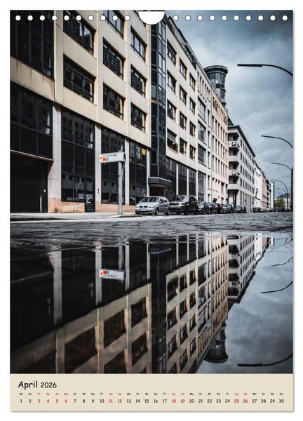 Produktbild: Hamburg Spiegelungen 2026 (Wandkalender 2026 DIN A4 hoch), CALVENDO Monatskalender