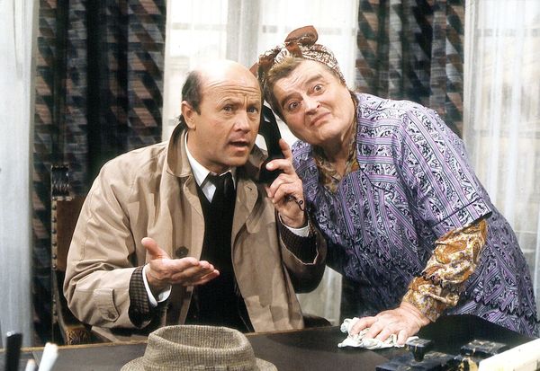 Produktbild: Chiemgauer Volkstheater - Die komplette Staffel 1 von 1992 (Fernsehjuwelen) [8 DVDs]