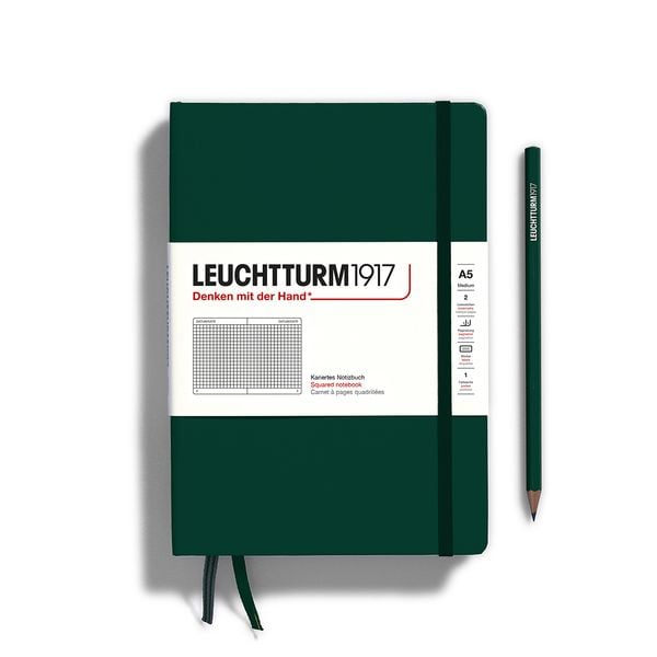 Produktbild: LEUCHTTURM1917 Notizbuch Medium (A5), Hardcover, 251 nummerierte Seiten, Forest Green, kariert