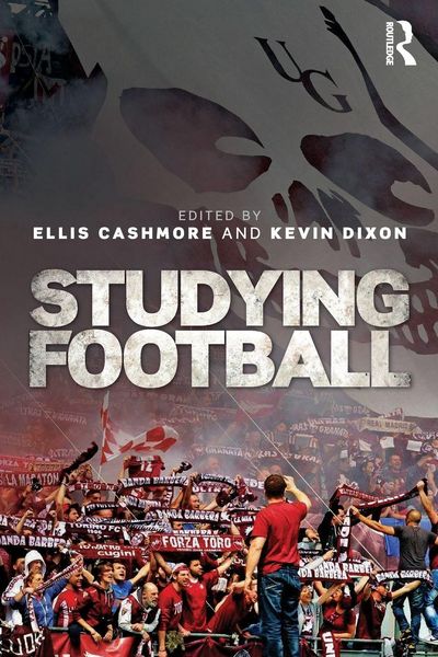 Produktbild: Studying Football