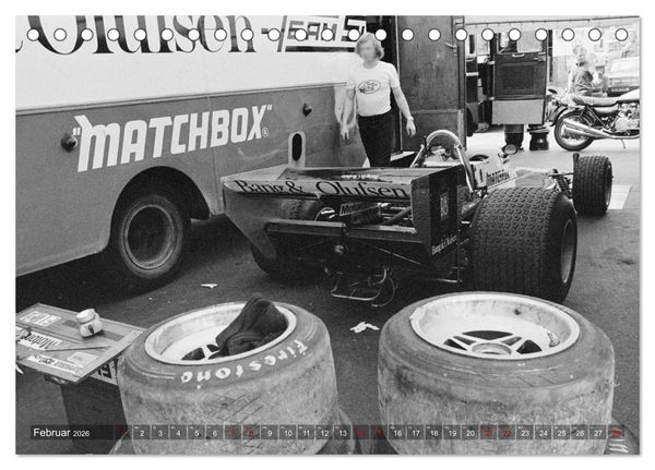 Produktbild: Formel, Rennen, Boxengasse 1971-&acute;83 (Tischkalender 2026 DIN A5 quer), CALVENDO Monatskalender