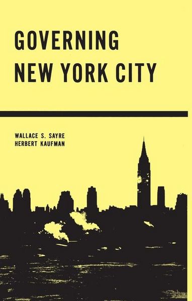 Produktbild: Governing New York City