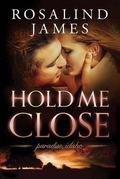 Produktbild: Hold Me Close
