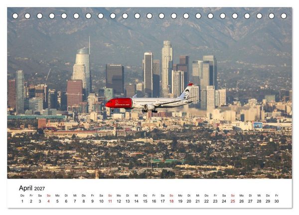Produktbild: From Above - Die etwas andere Perspektive auf Flugzeuge (Tischkalender 2027 DIN A5 quer), CALVENDO Monatskalender