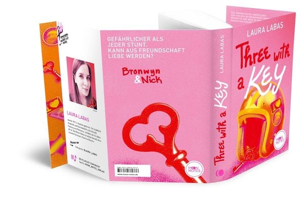 Produktbild: Room for Love 2. Three with a Key