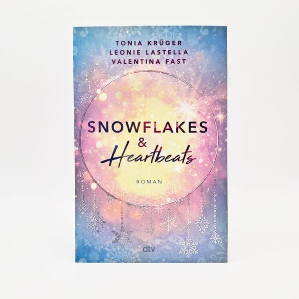 Produktbild: Snowflakes and Heartbeats