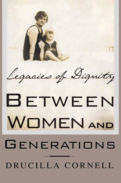 Produktbild: Between Women and Generations