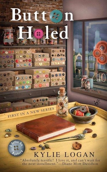 Produktbild: Logan, K: Button Holed