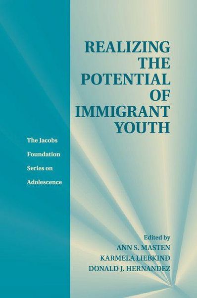Produktbild: Realizing the Potential of Immigrant Youth