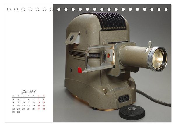 Produktbild: Alte Sch&auml;tze - Kameras und Projektoren (Tischkalender 2026 DIN A5 quer), CALVENDO Monatskalender