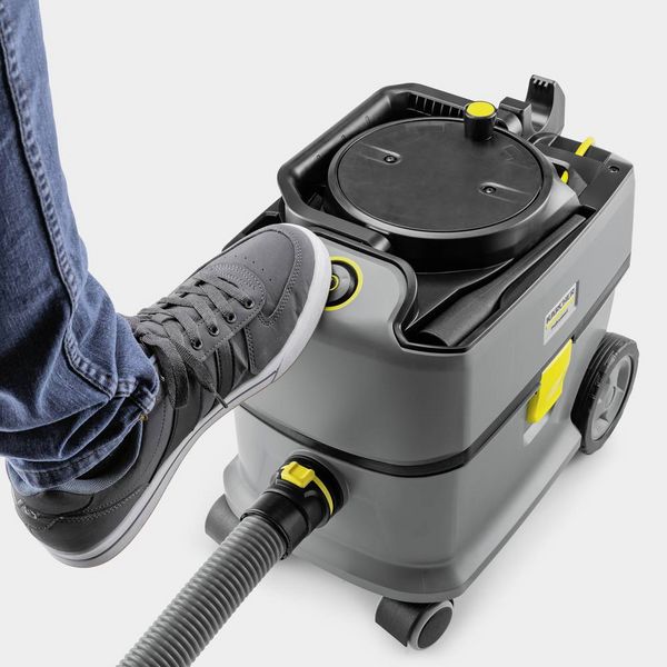Produktbild: K&auml;rcher Professional T 10/1 Adv 1.527-308.0 Trockensauger 585W 10l