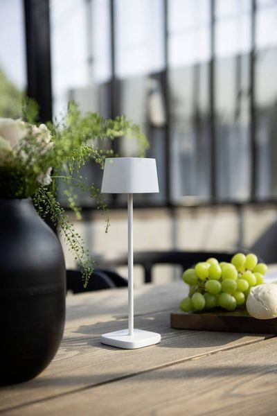 Produktbild: Konstsmide 7829-250 Capri LED-Akku-Tischlampe 2.2W Warmwei&szlig; Wei&szlig;