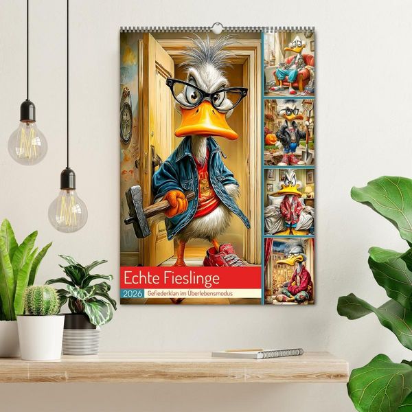 Produktbild: Echte Fieslinge. Gefiederklan im &Uuml;berlebensmodus (Wandkalender 2026 DIN A2 hoch), CALVENDO Monatskalender
