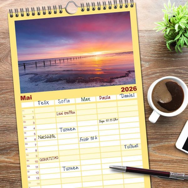 Produktbild: Familienplaner 2026 - Sonnige Augenblicke mit 5 Spalten (Wandkalender, 21 x 45 cm) CALVENDO