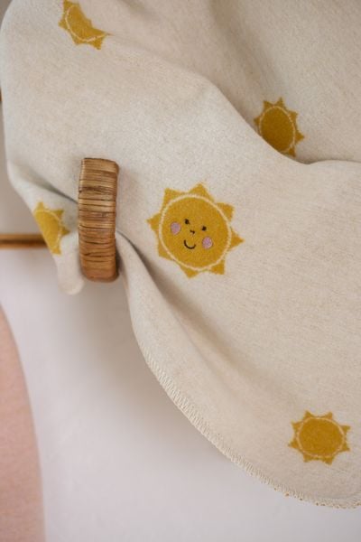 Produktbild: Fussenegger Babydecke "Sonne" inkl. Stick rohwei&szlig;