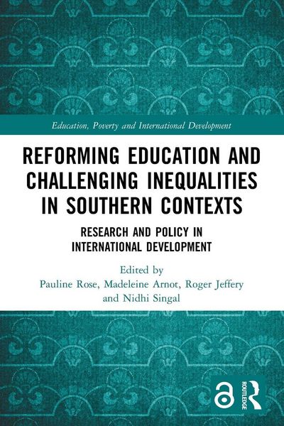 Produktbild: Reforming Education and Challenging Inequalities in Southern Contexts