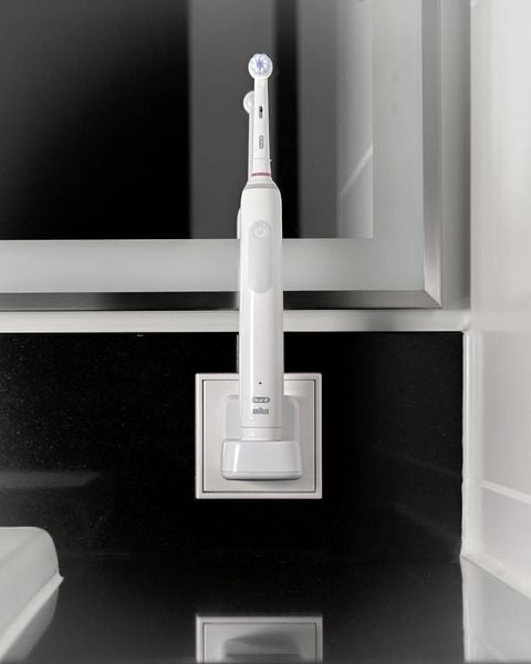 Produktbild: Proofvision TB Charge for Oral-B / Braun (ausgenommen iO & Pulsonic Serie) Ladeger&auml;t f&uuml;r elektrische Zahnb&uuml;rste 1 St. Wei&szlig;