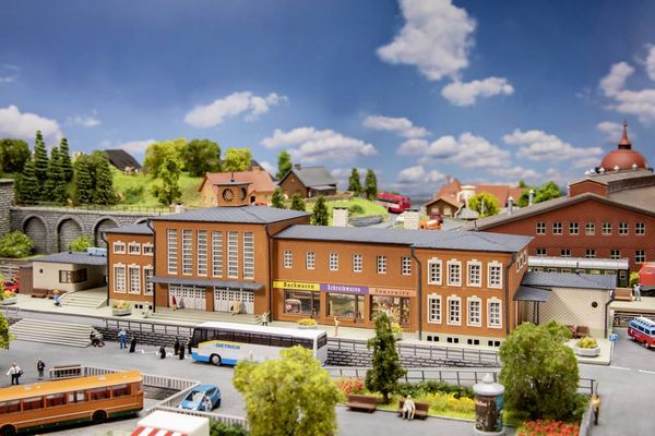 Produktbild: Faller 212126 N Bahnhof Burgstadt