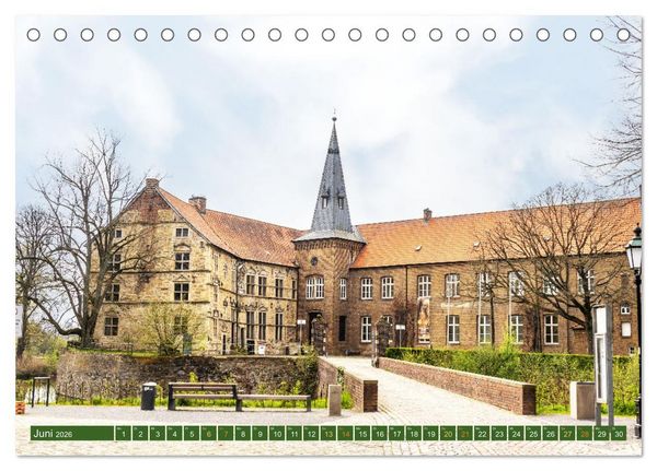 Produktbild: D&uuml;lmen - Wildpferde, Burgen und Schl&ouml;sser (Tischkalender 2026 DIN A5 quer), CALVENDO Monatskalender