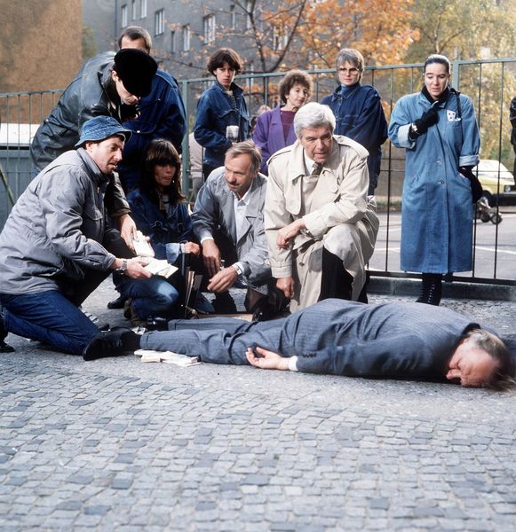 Produktbild: Tatort Berlin - Kommissar Hans Georg B&uuml;low (Heinz Drache) - Gesamtedition (Alle 6 F&auml;lle) (Fernsehjuwelen) [3 DVDs]