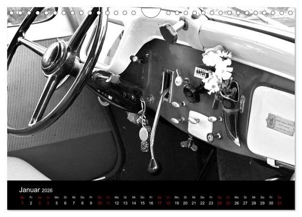 Produktbild: Citro&euml;n 11 CV Traction Avant in schwarzweiss (Wandkalender 2026 DIN A4 quer), CALVENDO Monatskalender