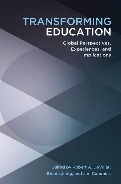 Produktbild: Transforming Education