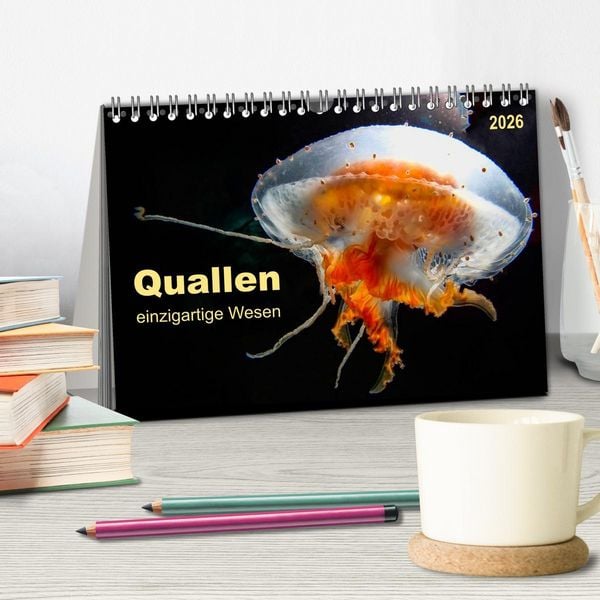 Produktbild: Quallen - einzigartige Wesen (Tischkalender 2026 DIN A5 quer), CALVENDO Monatskalender