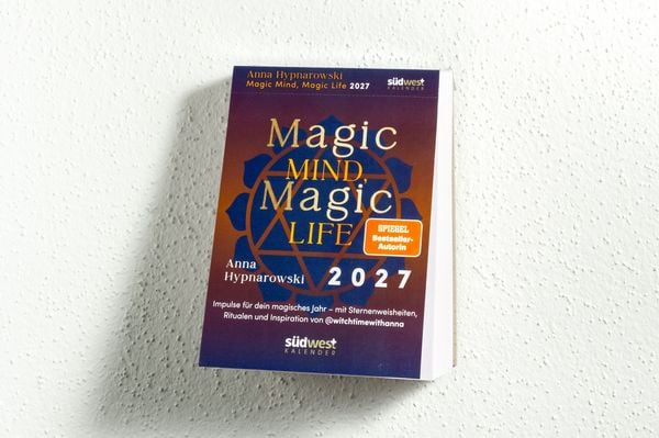 Produktbild: Magic Mind, Magic Life 2027 - Tagesabrei&szlig;kalender zum Aufstellen oder Aufh&auml;ngen