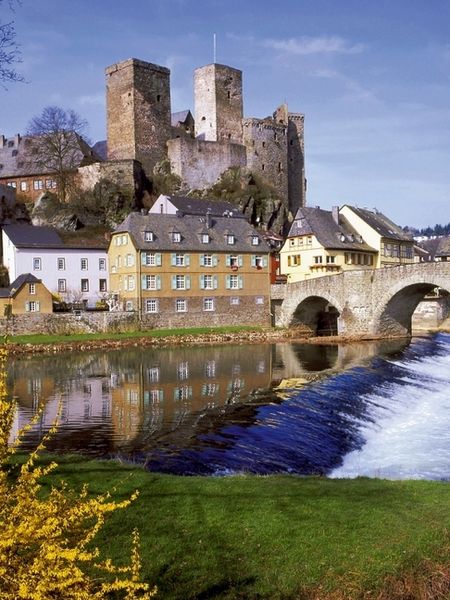 Produktbild: CALVENDO Puzzle Ein Motiv aus dem Kalender Deutschlands Burgen und Schl&ouml;sser | 1000 Teile Lege-Gr&ouml;&szlig;e 64x48cm Foto-Puzzle f&uuml;r gl&uuml;ckliche Stunden
