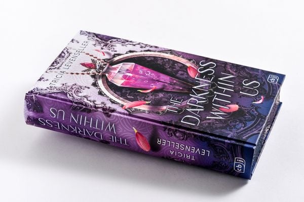 Produktbild: The Darkness Within Us