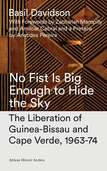 Produktbild: No Fist Is Big Enough to Hide the Sky