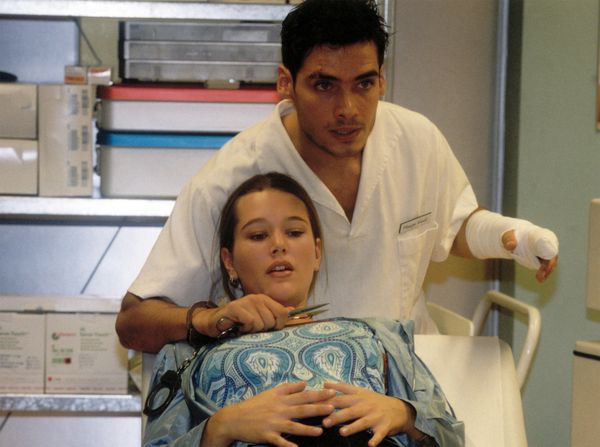 Produktbild: In aller Freundschaft - Die jungen &Auml;rzte - Staffel 2.1/Folgen 43-63 [7 DVDs]