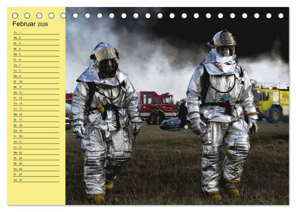 Produktbild: Die Feuerwehr. U.S. Firefighter im Einsatz (Tischkalender 2026 DIN A5 quer), CALVENDO Monatskalender