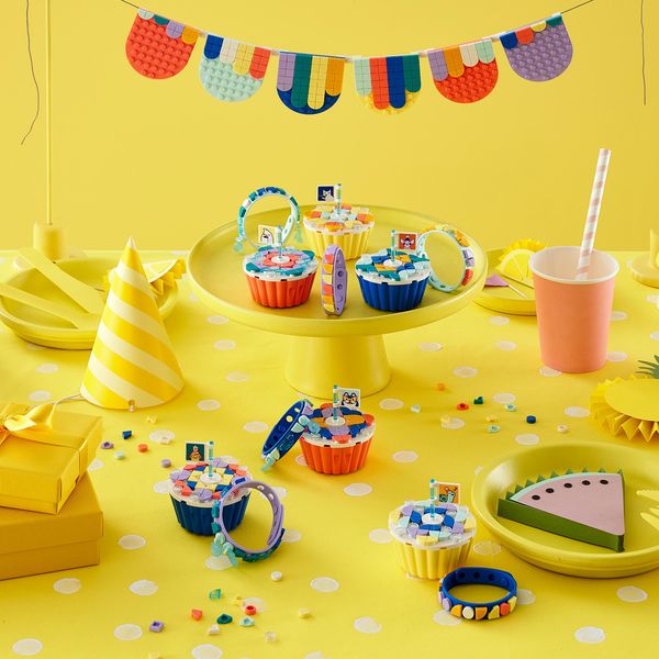LEGO DOTS 41806 Ultimatives Partyset, zum Basteln und Deko für Kinder
