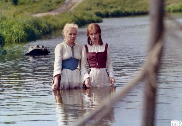 Produktbild: Schneewei&szlig;chen und Rosenrot (1979) (Filmjuwelen / DEFA-M&auml;rchen)