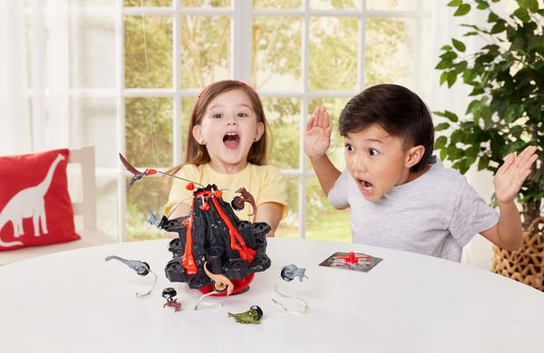 Produktbild: Epoch 7509 - Jurassic World Shaky Volcano, Dinosaurier-Geschicklichkeitsspiel